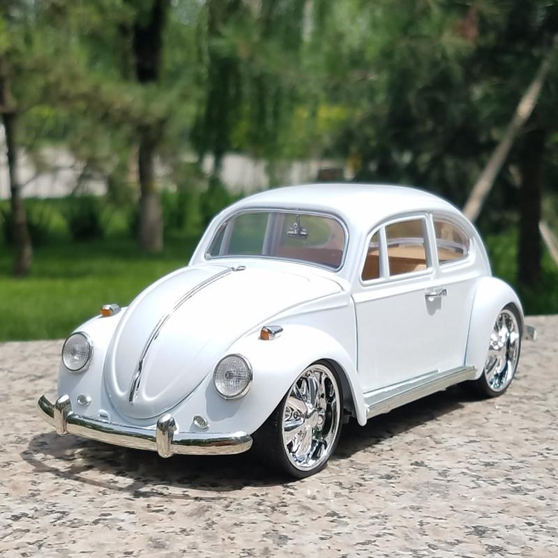 New 1:18 Classic Car Beetle Alloy Car Model Diecasts & Toy Vehicles Collect Car Toy Boy Birthday gifts білий
New 1:18 Classic Car Beetle Alloy Car Model Diecasts & Toy Vehicles Collect Car Toy Boy Birthday gifts білий