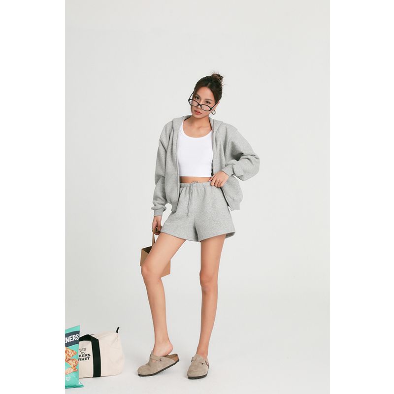 Discoglam Idle Style Three-Piece Gray Hooded Sweatshirt + Ankle-Tied Sweatpants + Shorts Suit Female Fall and Winter Hemp gray shorts L
Discoglam Idle Style Three-Piece Gray Hooded Sweatshirt + Ankle-Tied Sweatpants + Shorts Suit Female Fall and Winter Hemp gray shorts L