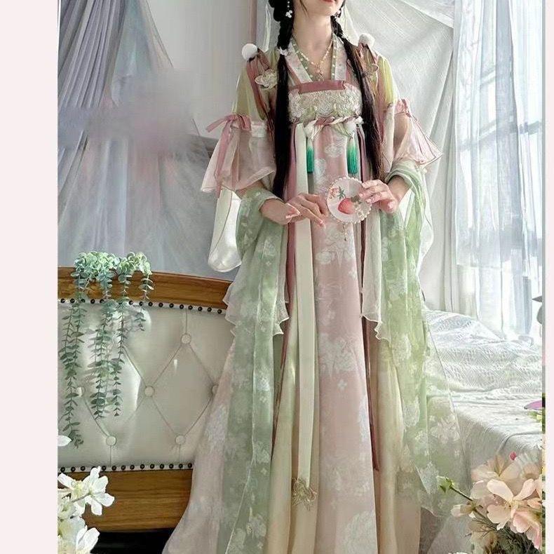 New paper kite Tang chest shirt torn skirt Han element embroidery printing daily spring and summer girlfriend L зелений
New paper kite Tang chest shirt torn skirt Han element embroidery printing daily spring and summer girlfriend L зелений