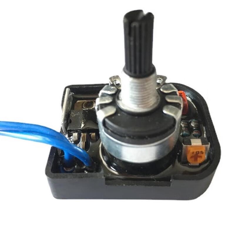 Lanmo 1280W Engraving Machine Speed Controller Circuit Board CN plug (adapter included)
Lanmo 1280W Engraving Machine Speed Controller Circuit Board CN plug (adapter included)