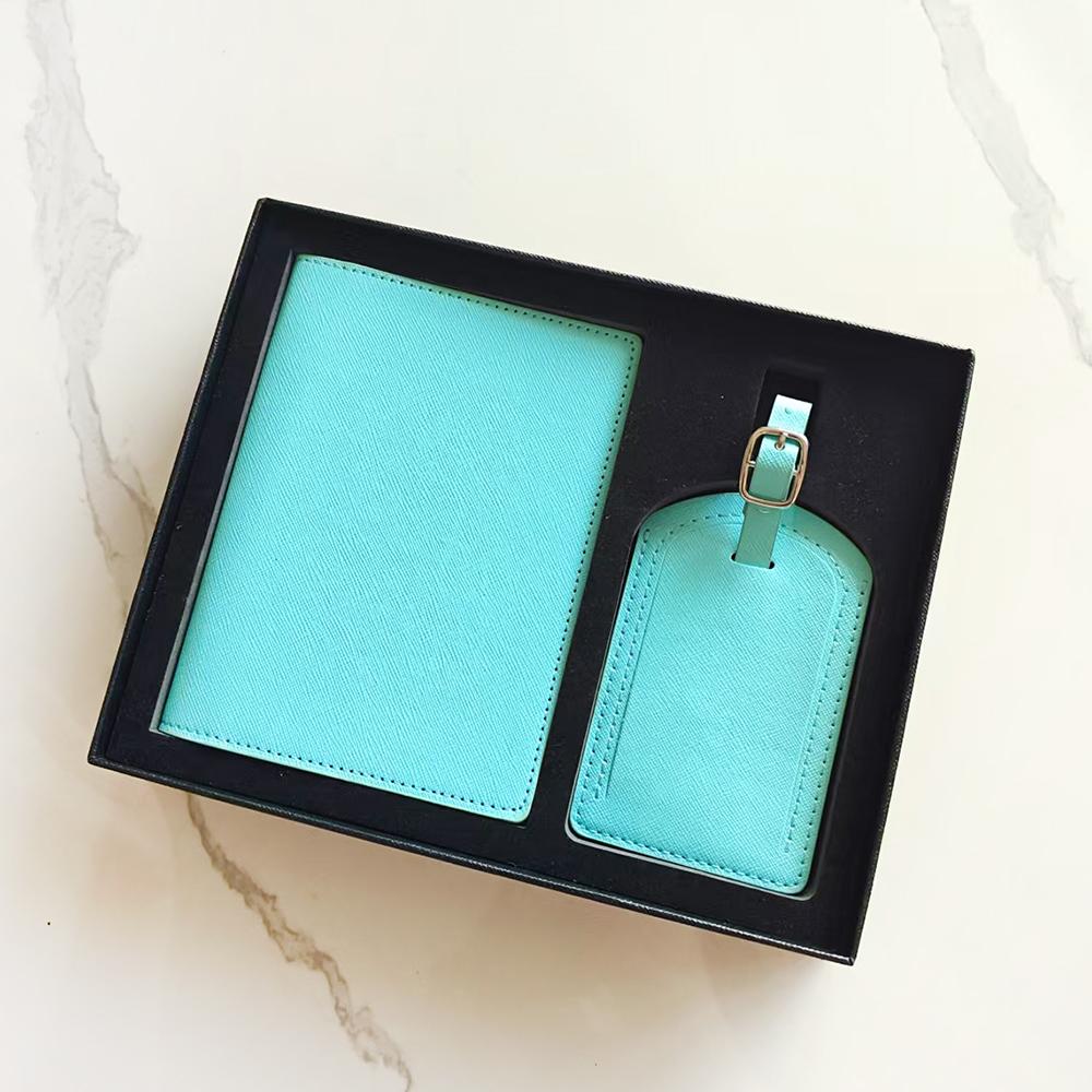 Personalize Initials Travel Saffiano Passport Holder Luggage Tag Set Gift Box Custom Name Logo Women Men Travel Accessories
Personalize Initials Travel Saffiano Passport Holder Luggage Tag Set Gift Box Custom Name Logo Women Men Travel Accessories