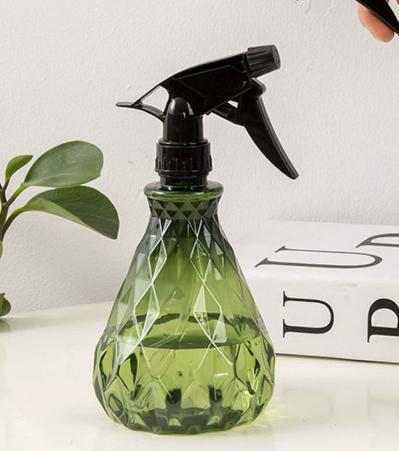 500ML Plant Spray Bottle with Adjustable Nozzle for Gardening Watering and Cleaning Durable Plastic Material Suitable for Indoor and Outdoor Use one size
500ML Plant Spray Bottle with Adjustable Nozzle for Gardening Watering and Cleaning Durable Plastic Material Suitable for Indoor and Outdoor Use one size