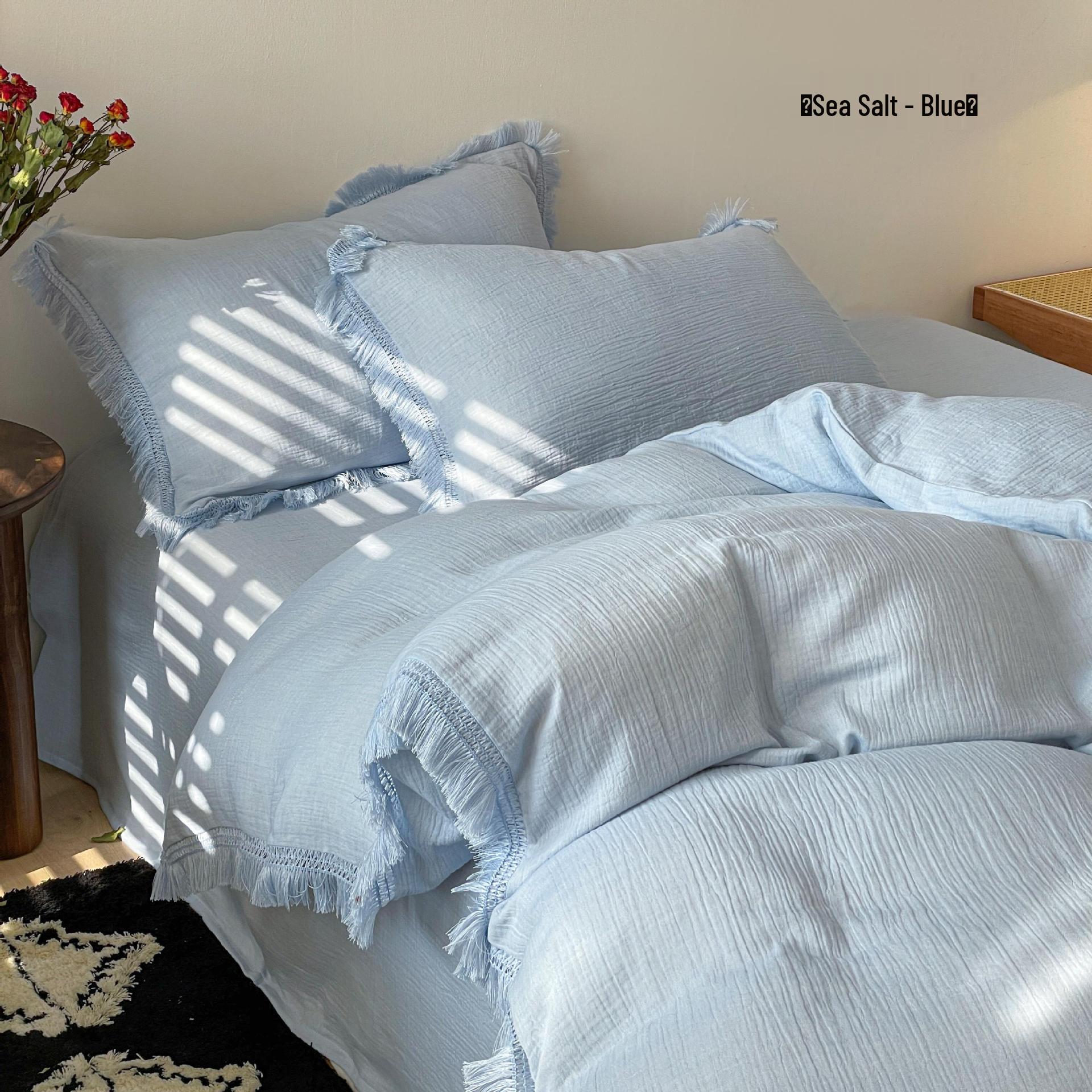 A-Class Pure Cotton Double-Layer Crinkled Gauze Bedding Set - Includes Tassel Bed Sheet, Fitted Sheet, and Duvet Cover. 1.8m Flat Sheet Set (Duvet 200x230)
A-Class Pure Cotton Double-Layer Crinkled Gauze Bedding Set - Includes Tassel Bed Sheet, Fitted Sheet, and Duvet Cover. 1.8m Flat Sheet Set (Duvet 200x230)