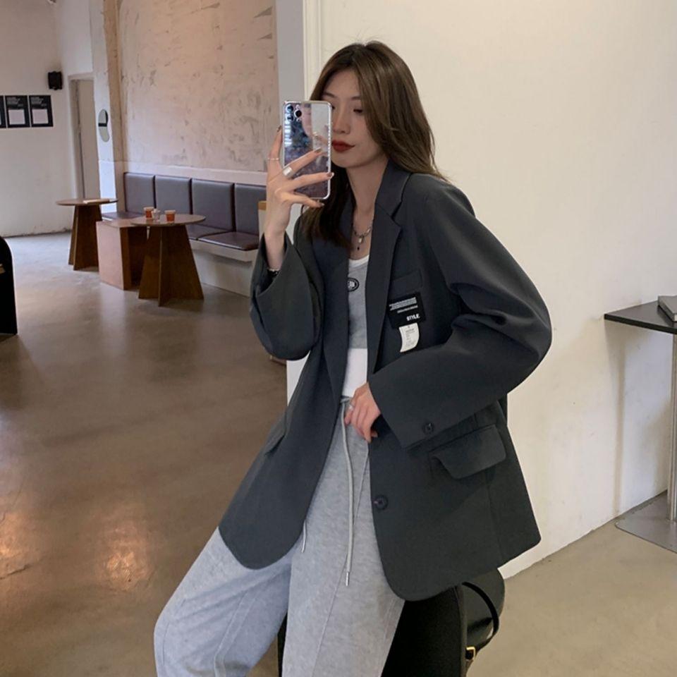 Стильный женский пиджак свободного кроя, идеально подходящий для уличной одежды XL серый
Стильный женский пиджак свободного кроя, идеально подходящий для уличной одежды XL серый