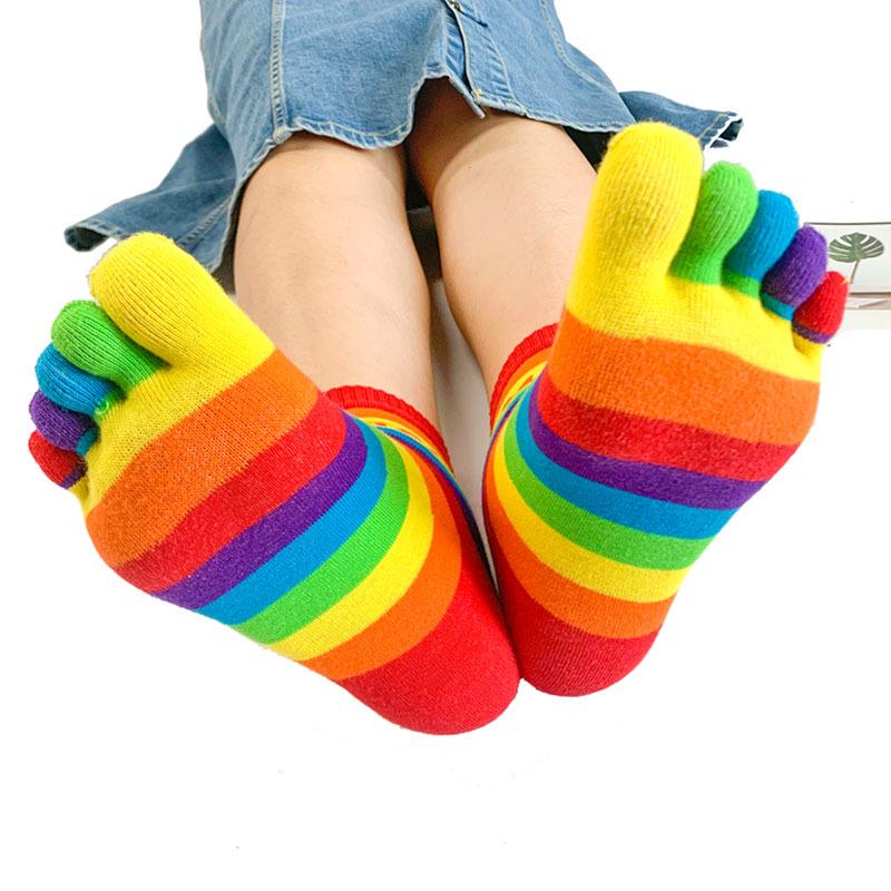 Split Toe Rainbow Socks Woman Lady Girls Colorful Striped 5 Finger Socks Cotton Bright Color Young Fashion Happy Socks with Toes EU 35-40
Split Toe Rainbow Socks Woman Lady Girls Colorful Striped 5 Finger Socks Cotton Bright Color Young Fashion Happy Socks with Toes EU 35-40