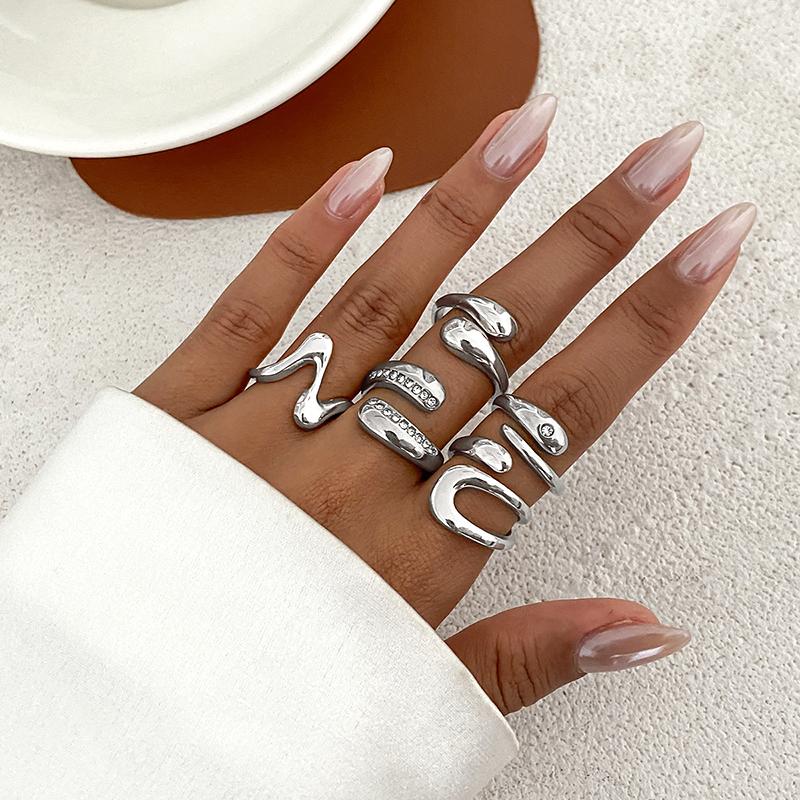 5Pcs Shiny Rhinestone Water Drop Opened Rings for Women Fashion Unique Texture Geometric Finger Ring Female Party Daily Jewelry
5Pcs Shiny Rhinestone Water Drop Opened Rings for Women Fashion Unique Texture Geometric Finger Ring Female Party Daily Jewelry