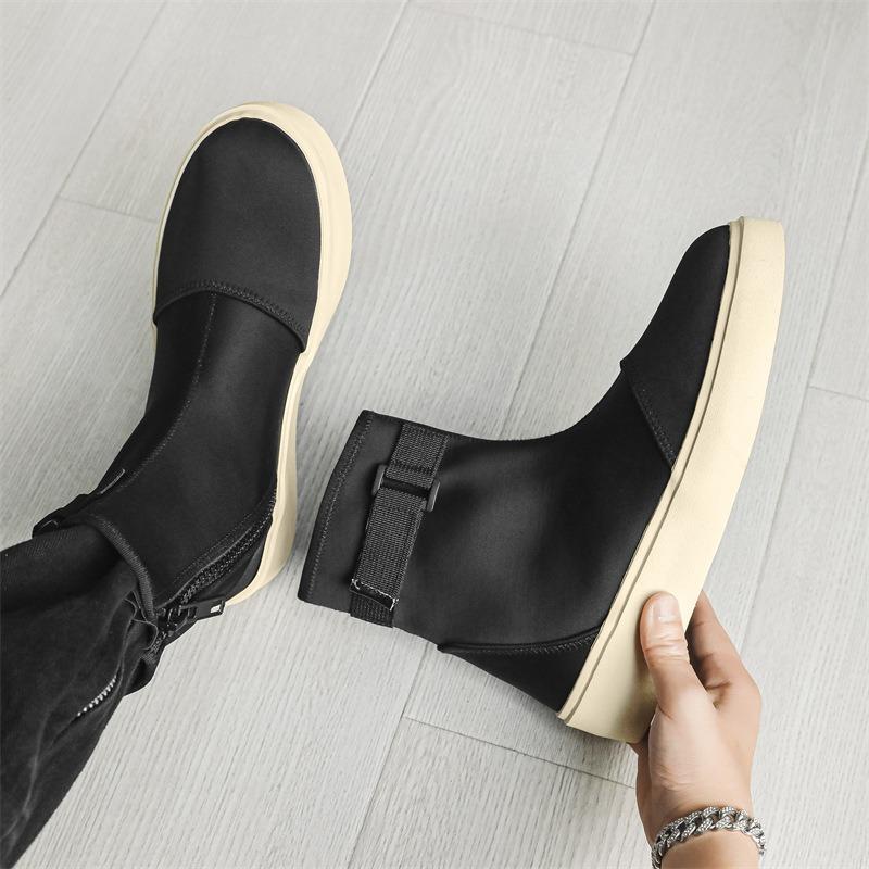 Осенние тонкие ботинки, модные черные мужские туфли с молниями по бокам, с круглым носком, на толстой подошве, ботинки для верховой езды, на платформе с пряжкой и ремешком 2024 44 чёрный
Осенние тонкие ботинки, модные черные мужские туфли с молниями по бокам, с круглым носком, на толстой подошве, ботинки для верховой езды, на платформе с пряжкой и ремешком 2024 44 чёрный