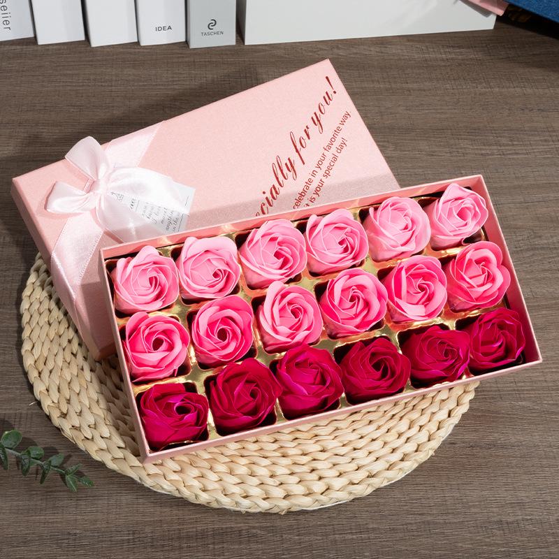 Букет красных роз ручной работы с медведем - Искусственные цветы
Букет красных роз ручной работы с медведем - Искусственные цветы