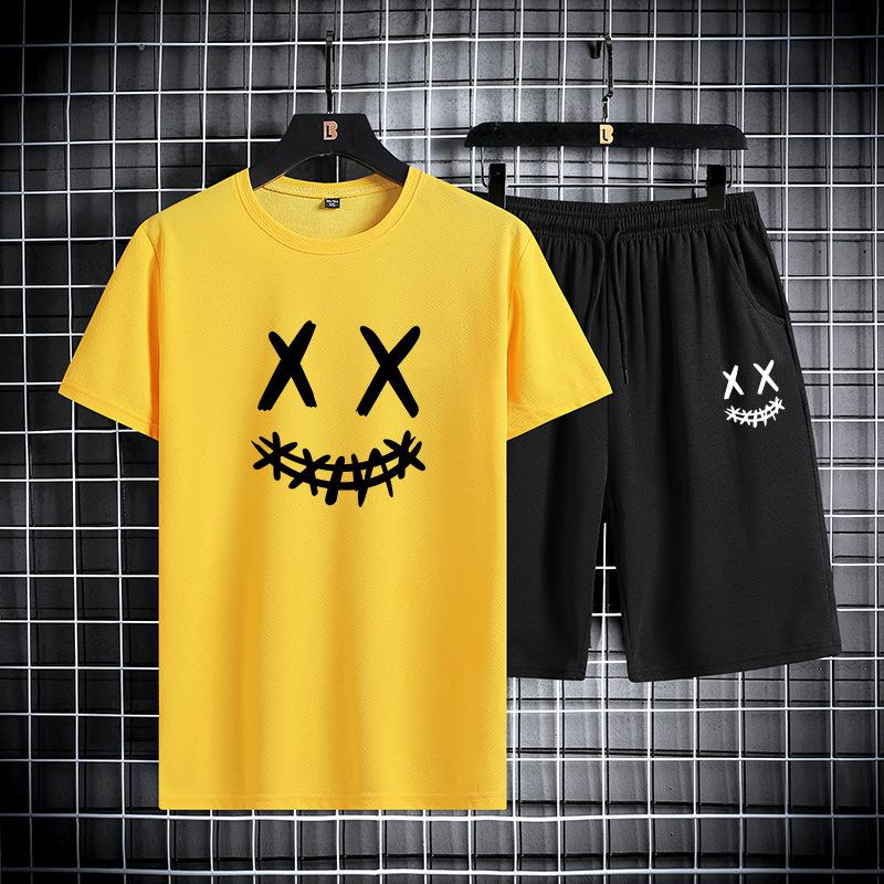 Summer Men s Printed Sports Set with Smiling Face Pattern Mesh Breathable Round Neck T-shirt Two-piece Pants Set 4XL
Summer Men s Printed Sports Set with Smiling Face Pattern Mesh Breathable Round Neck T-shirt Two-piece Pants Set 4XL