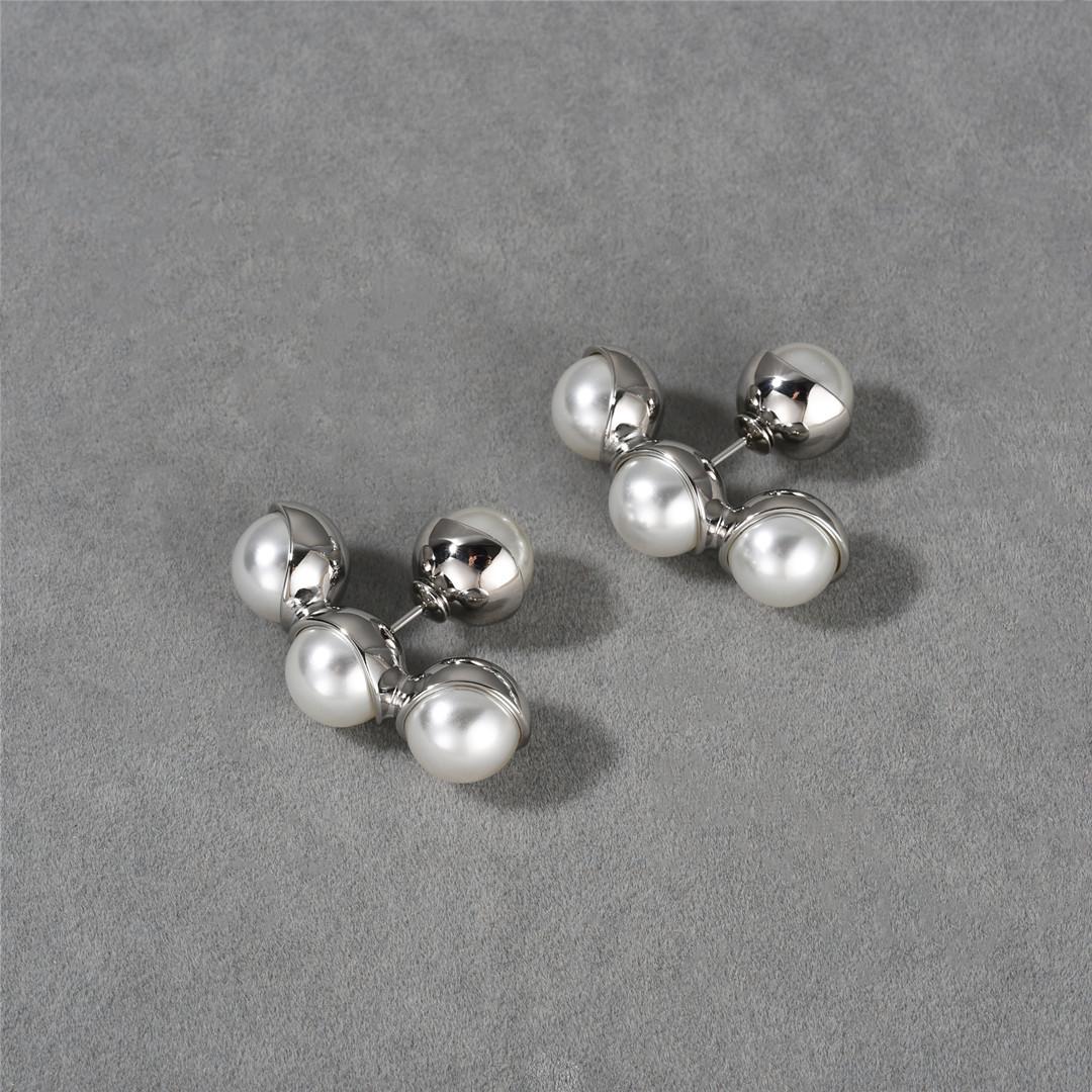 Fashion Commute Two-Wear Pearl Pea Stud Earrings Trendy Niche Design Fashionable Versatile Earrings
Fashion Commute Two-Wear Pearl Pea Stud Earrings Trendy Niche Design Fashionable Versatile Earrings