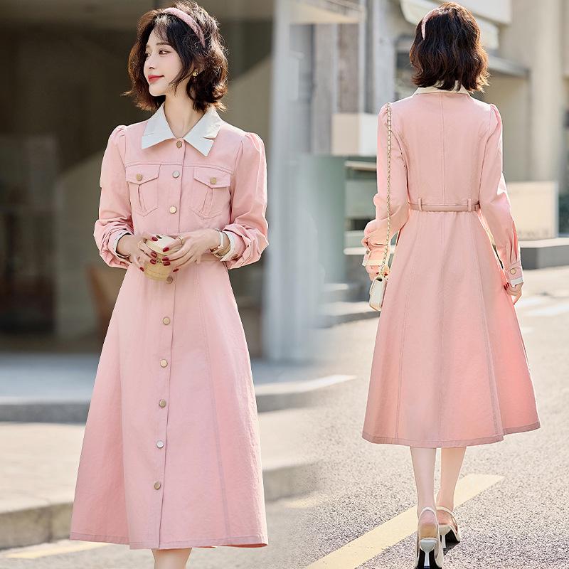 Весеннее женское длинное платье 2025 года в стиле колор-блок с поясом и отложным воротником L розовый
Весеннее женское длинное платье 2025 года в стиле колор-блок с поясом и отложным воротником L розовый