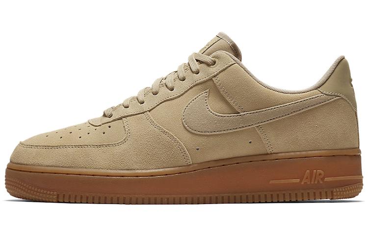 Nike Air Force 1 07 LV8 Suede Mushroom AA1117-200 44.5
Nike Air Force 1 07 LV8 Suede Mushroom AA1117-200 44.5