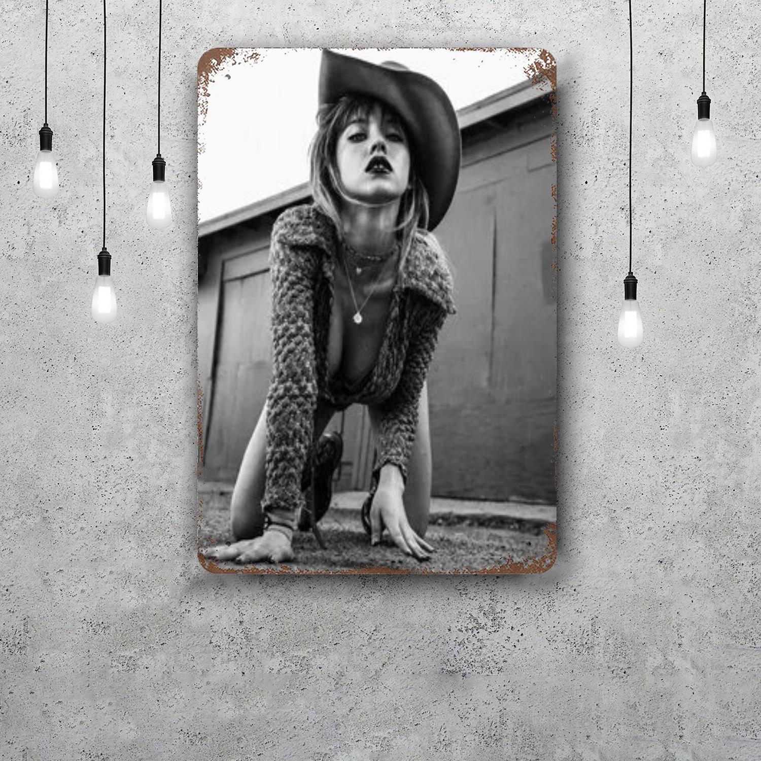 sydney sweeney Decor Poster Vintage Tin Sign Metal Sign Decorative Plaque for Pub Bar Man Cave Club Wall Decoration 20x30cm(7.8x11.8inch)
sydney sweeney Decor Poster Vintage Tin Sign Metal Sign Decorative Plaque for Pub Bar Man Cave Club Wall Decoration 20x30cm(7.8x11.8inch)