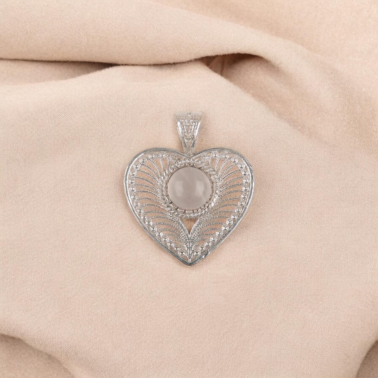 Rose Quartz Gemstone 925 Sterling Silver Jewelry Handmade Pendant 1.4 For Her CP-15-22
Rose Quartz Gemstone 925 Sterling Silver Jewelry Handmade Pendant 1.4 For Her CP-15-22