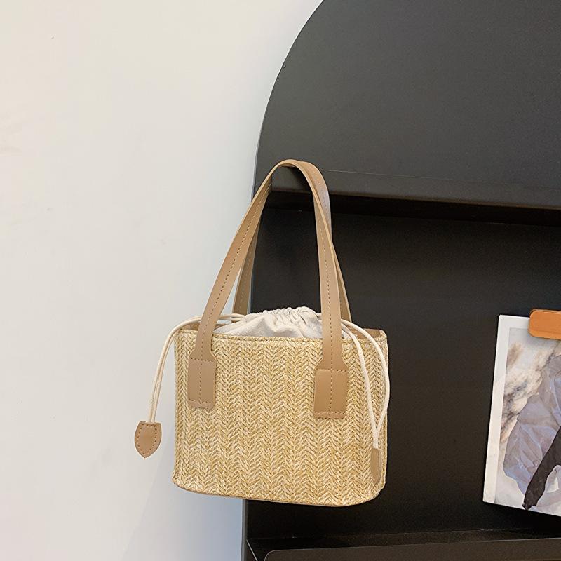 Fashi Bucket Crossbody Bags For Women, Summer Handbags Casual Straw Shoulder Bag For Travel/Vacati, Ladies Beach Bag 21x14x9cm хакі
Fashi Bucket Crossbody Bags For Women, Summer Handbags Casual Straw Shoulder Bag For Travel/Vacati, Ladies Beach Bag 21x14x9cm хакі
