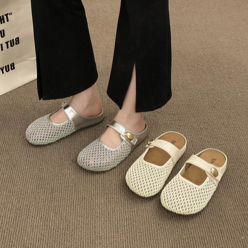 Flat-bottomed mesh yarn half-drag women s hollow and breathable sandals 2025 summer new models with skirts Baotou slippers 40 срібний
Flat-bottomed mesh yarn half-drag women s hollow and breathable sandals 2025 summer new models with skirts Baotou slippers 40 срібний