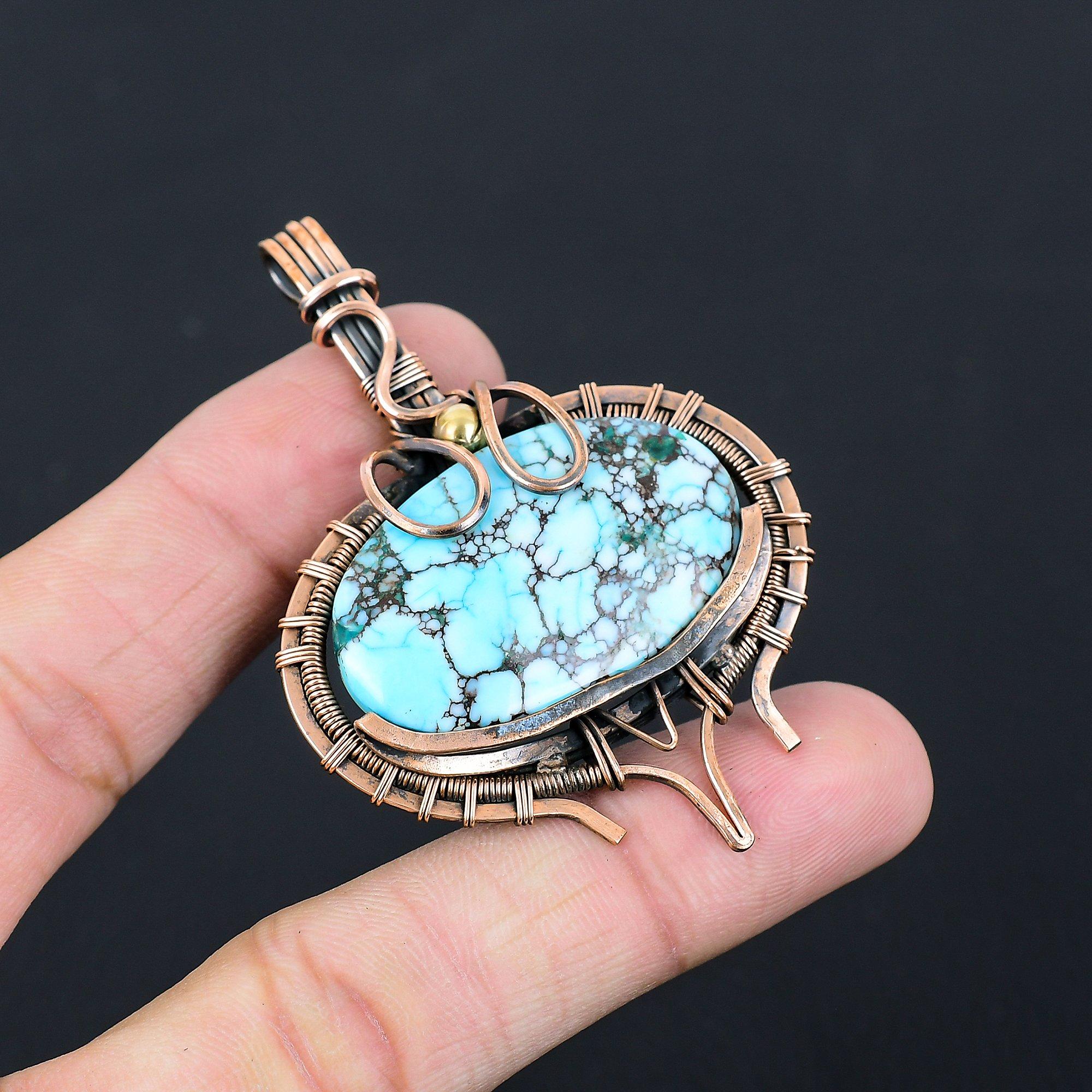 Ювелирные изделия ручной работы с бирюзовым драгоценным камнем из чистой медной проволоки, обернутые подвеской 2.76 Inches синий
Ювелирные изделия ручной работы с бирюзовым драгоценным камнем из чистой медной проволоки, обернутые подвеской 2.76 Inches синий