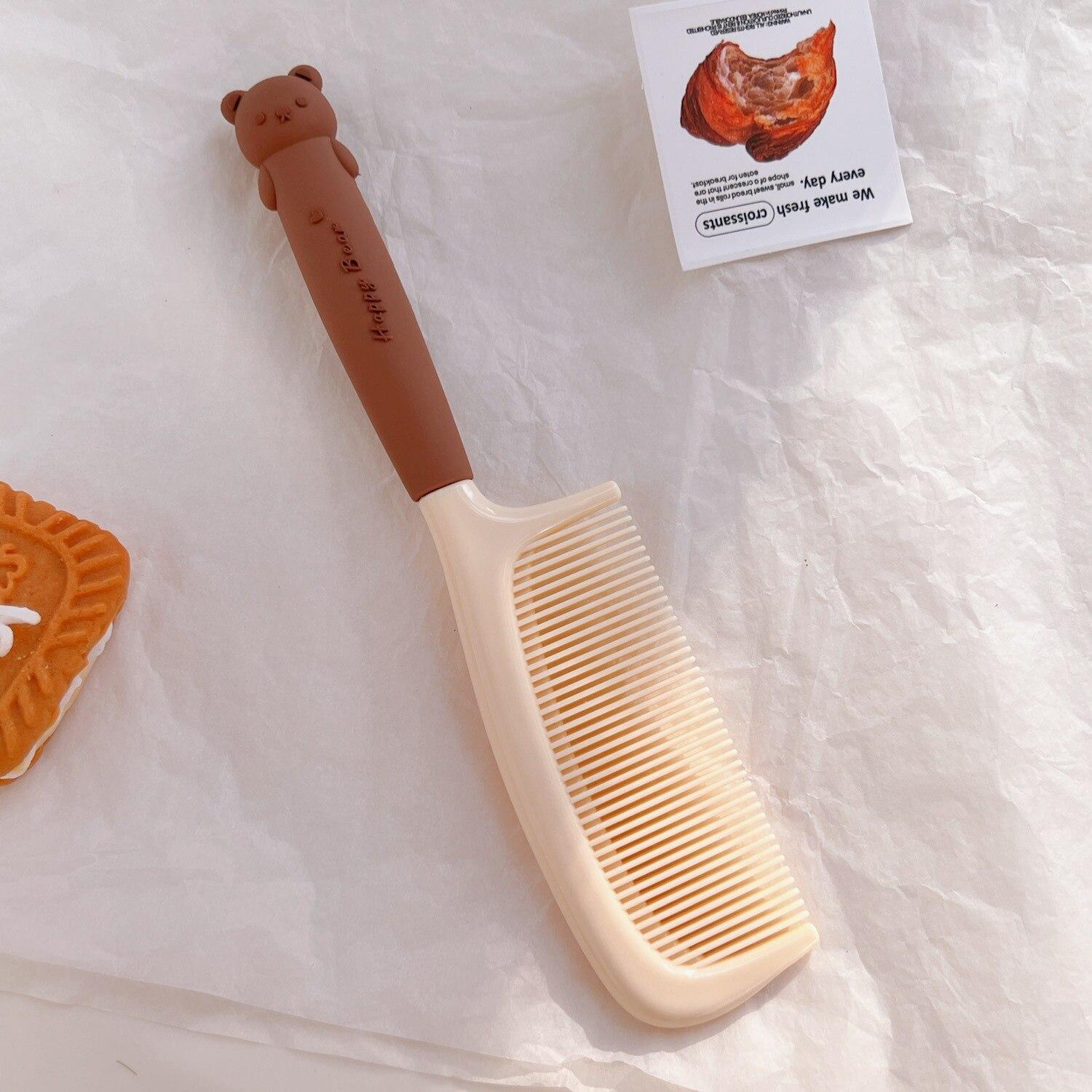 1 шт., милая детская щетка для волос с мультяшным рисунком, расческа цвета чая и молока, каваи, медведь, кролик, мягкая расческа из смолы с ручкой для маленьких девочек, аксессуары для волос
1 шт., милая детская щетка для волос с мультяшным рисунком, расческа цвета чая и молока, каваи, медведь, кролик, мягкая расческа из смолы с ручкой для маленьких девочек, аксессуары для волос