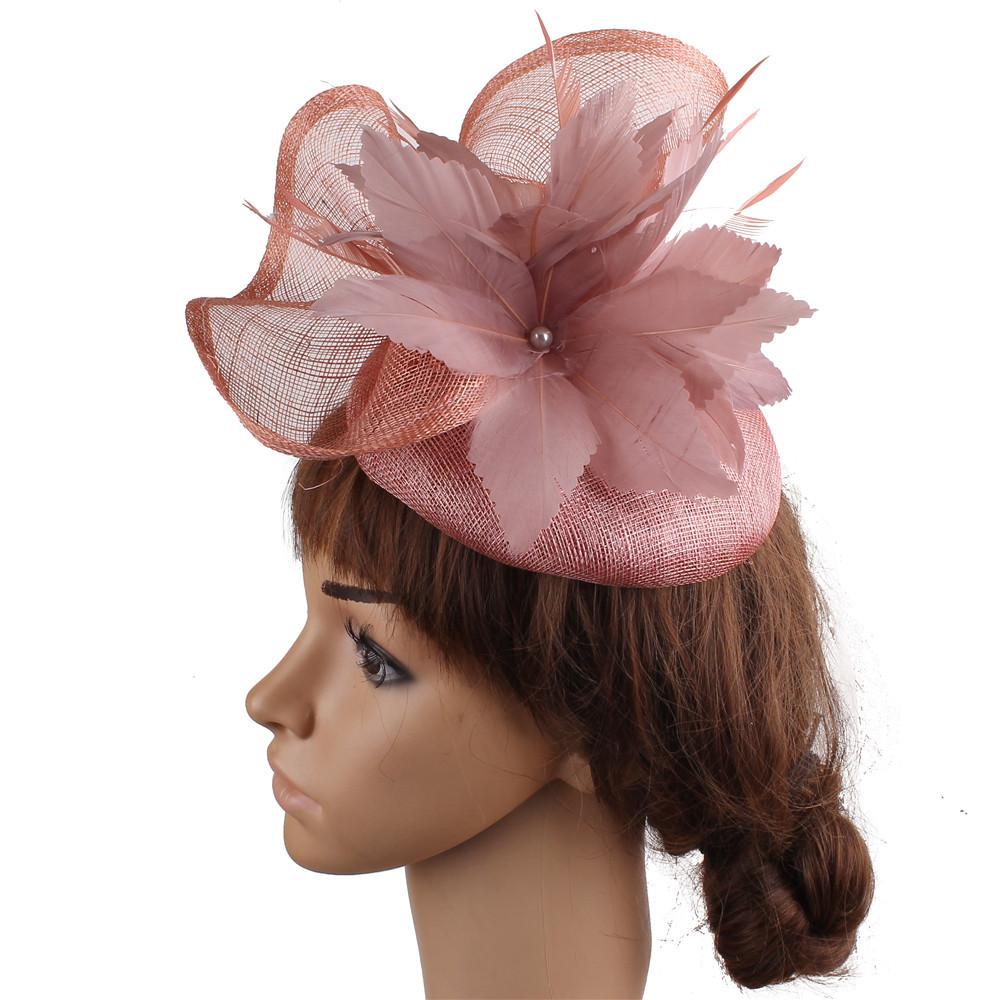 European And American Style High-Quality Hemp Yarn Headgear Catwalk Bride Feather Hair Accessories Party Dress Top Hat
European And American Style High-Quality Hemp Yarn Headgear Catwalk Bride Feather Hair Accessories Party Dress Top Hat