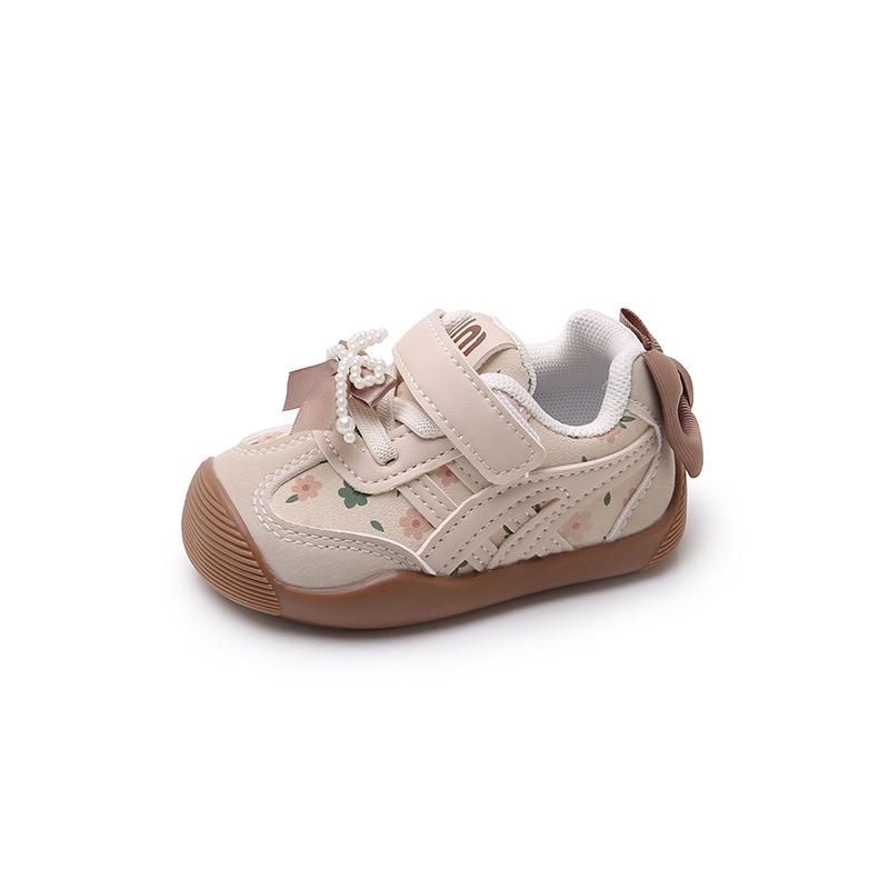 Baby girl anti-kick toddler shoes soft sole autumn new infant sports shoes non-slip bow Korean version of princess shoes 20 yards inner length 13.5cm
Baby girl anti-kick toddler shoes soft sole autumn new infant sports shoes non-slip bow Korean version of princess shoes 20 yards inner length 13.5cm