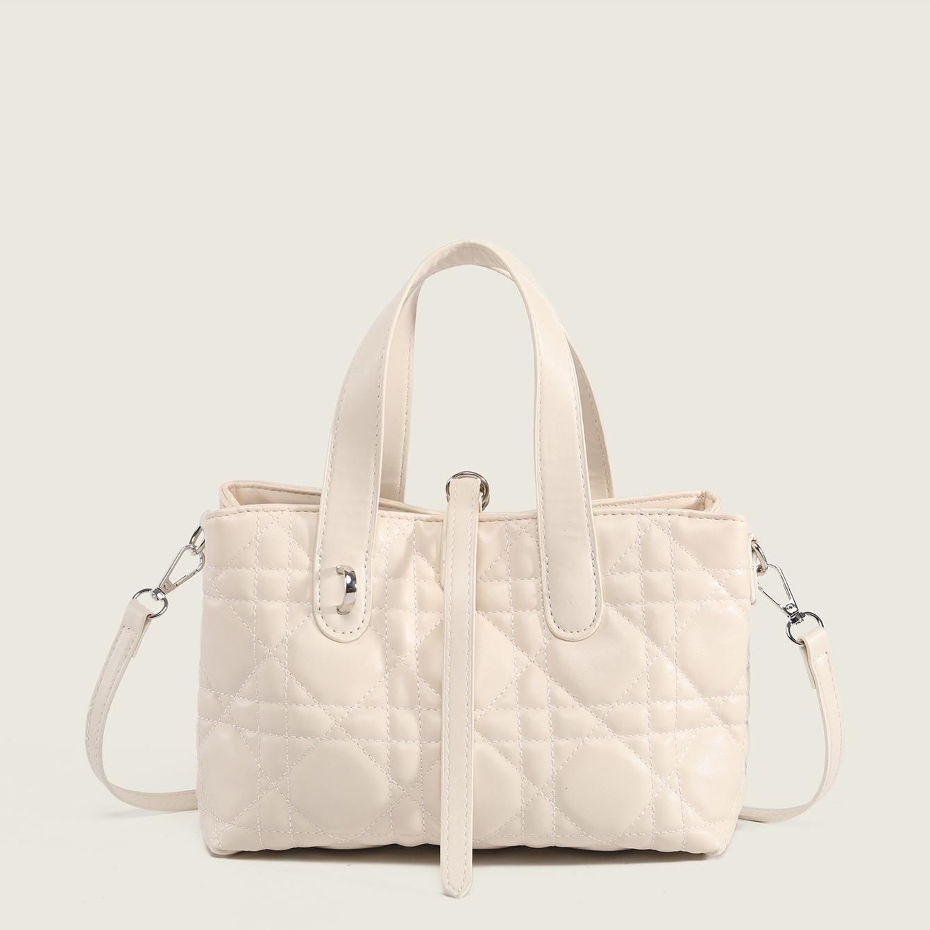 New square bag tote shopping bag portable shoulder crossbody fashion trend versatile retro
New square bag tote shopping bag portable shoulder crossbody fashion trend versatile retro