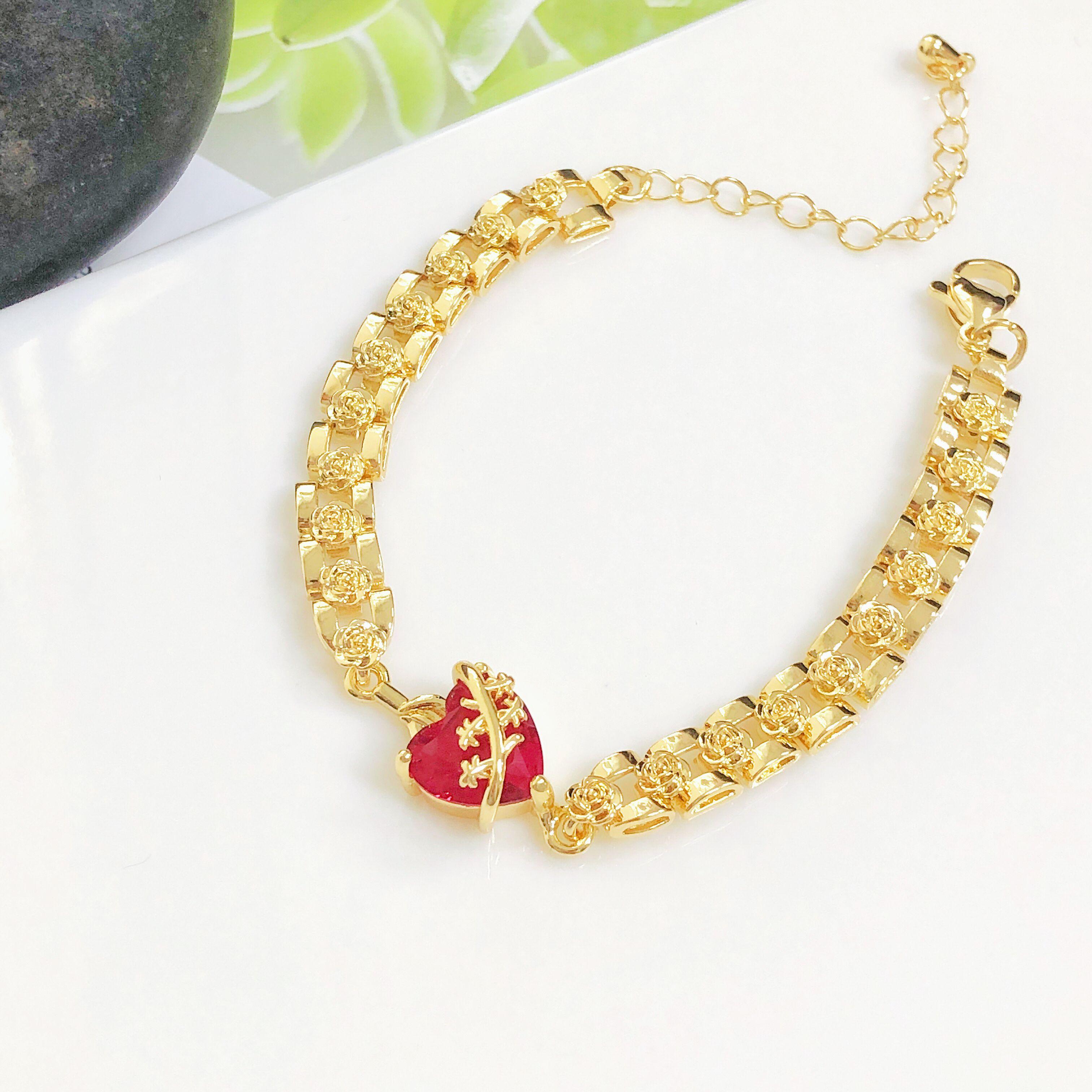 New Fashion Heart-Shaped Crystal Rose Flower Chain Gold-Plated Bracelet for Women Female New Trend Party Zircon, Birthday Gift
New Fashion Heart-Shaped Crystal Rose Flower Chain Gold-Plated Bracelet for Women Female New Trend Party Zircon, Birthday Gift
