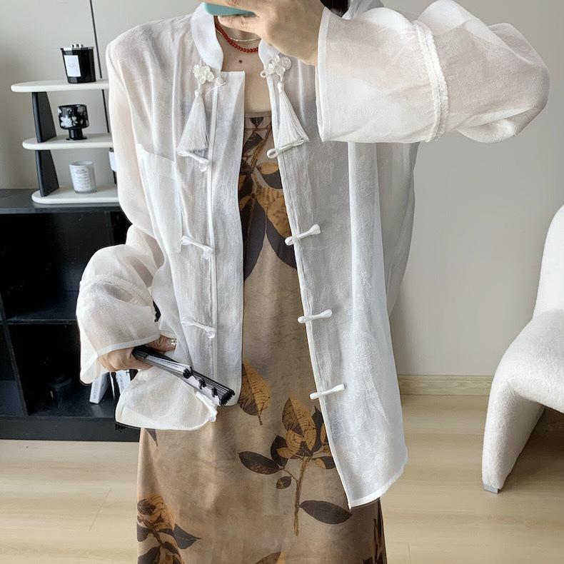 Летний комплект из двух предметов в китайском стиле с кисточками и застежками-пуговицами в виде лягушек из органзы: Легкая, Дышащая Рубашка XS белый
Летний комплект из двух предметов в китайском стиле с кисточками и застежками-пуговицами в виде лягушек из органзы: Легкая, Дышащая Рубашка XS белый