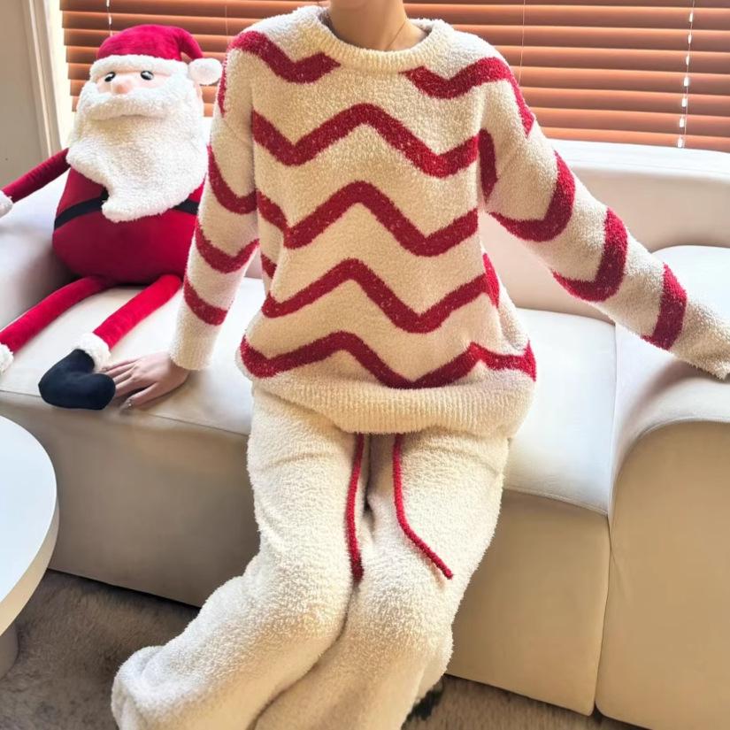 Женский Свободный Свитер и Пижамный Комплект в Рождественском Стиле для Межграничной Торговли - Осенне-Зимняя Повседневная Домашняя Одежда Beige Striped Set
Женский Свободный Свитер и Пижамный Комплект в Рождественском Стиле для Межграничной Торговли - Осенне-Зимняя Повседневная Домашняя Одежда Beige Striped Set