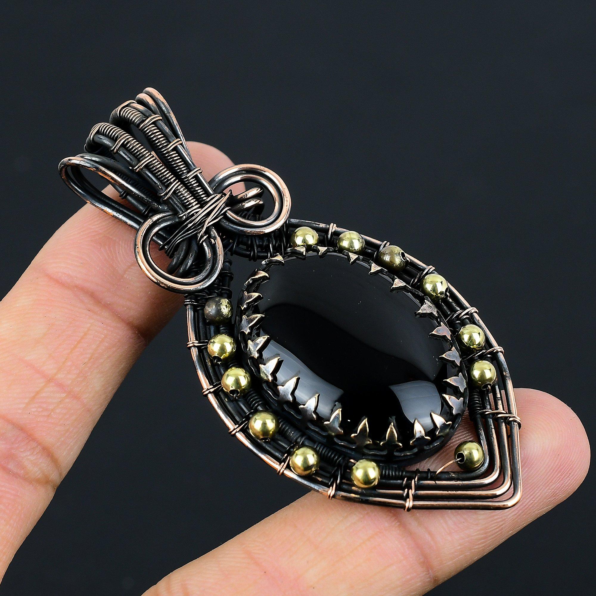 Красивый черный оникс драгоценный камень чистая медная проволока обернутая подвеска ручной работы ювелирный подарок 2.95 Inches чёрный 
Красивый черный оникс драгоценный камень чистая медная проволока обернутая подвеска ручной работы ювелирный подарок 2.95 Inches чёрный