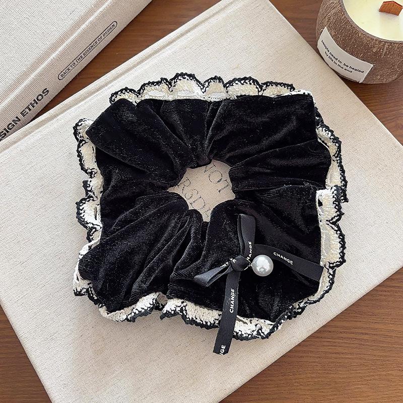 Autumn and winter velvet square scarf hair band women s 2026 new sausage ring small fragrant hair accessories low ponytail headrope hair rope
Autumn and winter velvet square scarf hair band women s 2026 new sausage ring small fragrant hair accessories low ponytail headrope hair rope