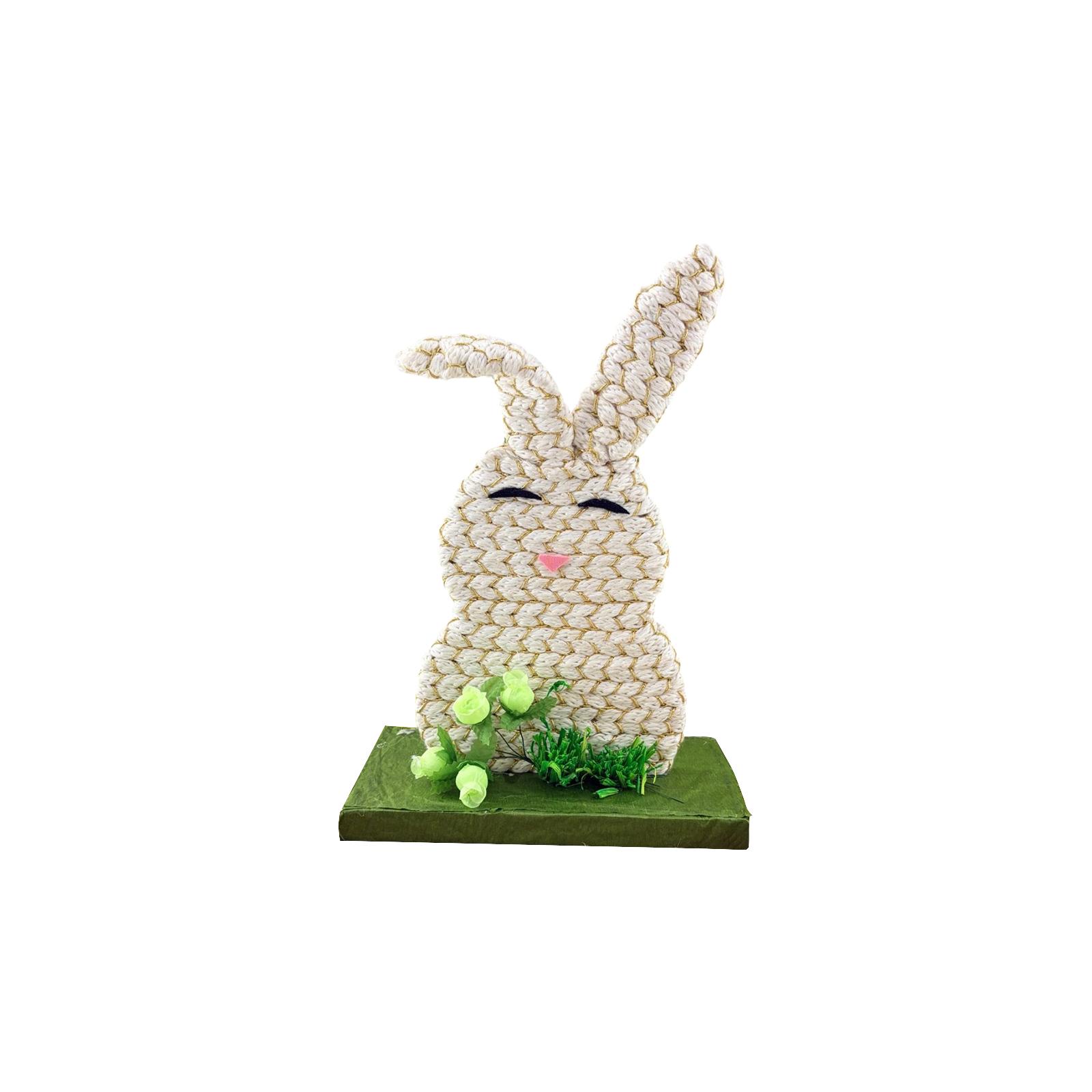 Green Wooden Board, Bow Tie, Radish, Smiling Thin Figurine.
Green Wooden Board, Bow Tie, Radish, Smiling Thin Figurine.
