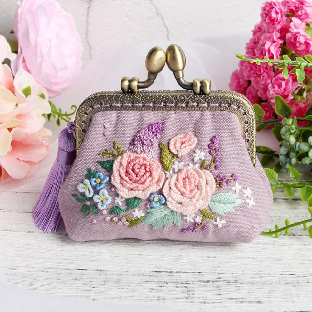Вышивка DIY ленты цветы сумки кошелек кошелек сумка, набор для вышивки крестом для начинающих рукоделие швейное искусство ремесло подарки другу Material package
Вышивка DIY ленты цветы сумки кошелек кошелек сумка, набор для вышивки крестом для начинающих рукоделие швейное искусство ремесло подарки другу Material package