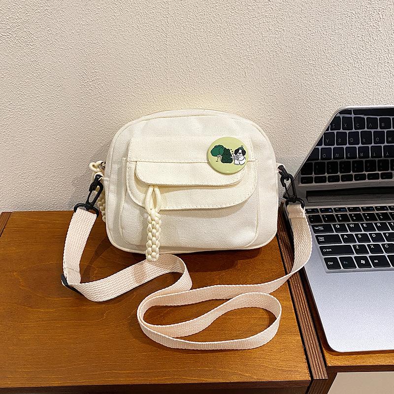 Холщовая сумка женская сумка-мессенджер 2025 новинка, модная литературная и универсальная милая сумка через плечо маленькая сумка one size fits all белый
Холщовая сумка женская сумка-мессенджер 2025 новинка, модная литературная и универсальная милая сумка через плечо маленькая сумка one size fits all белый