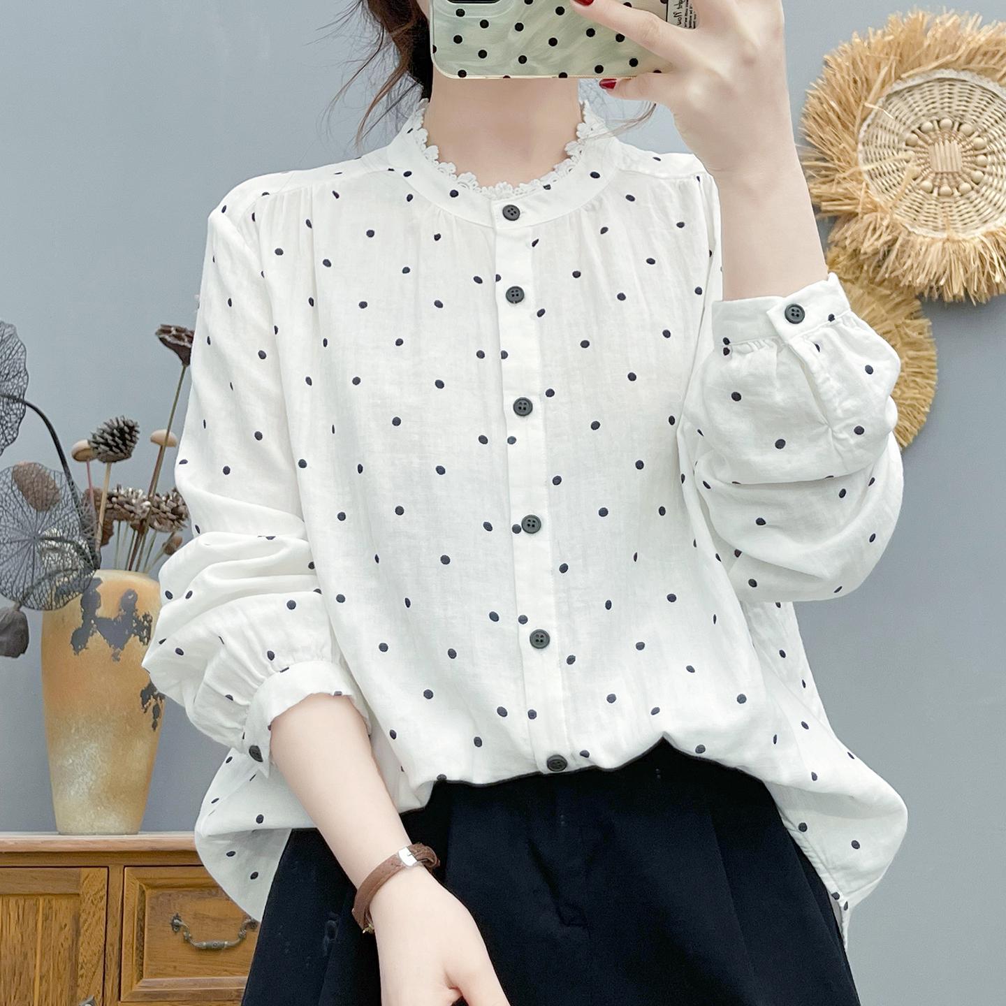 Women s French Literary Lace Trim Collar Long Sleeve Cotton Shirt L (suggested 125-150 lbs)
Women s French Literary Lace Trim Collar Long Sleeve Cotton Shirt L (suggested 125-150 lbs)