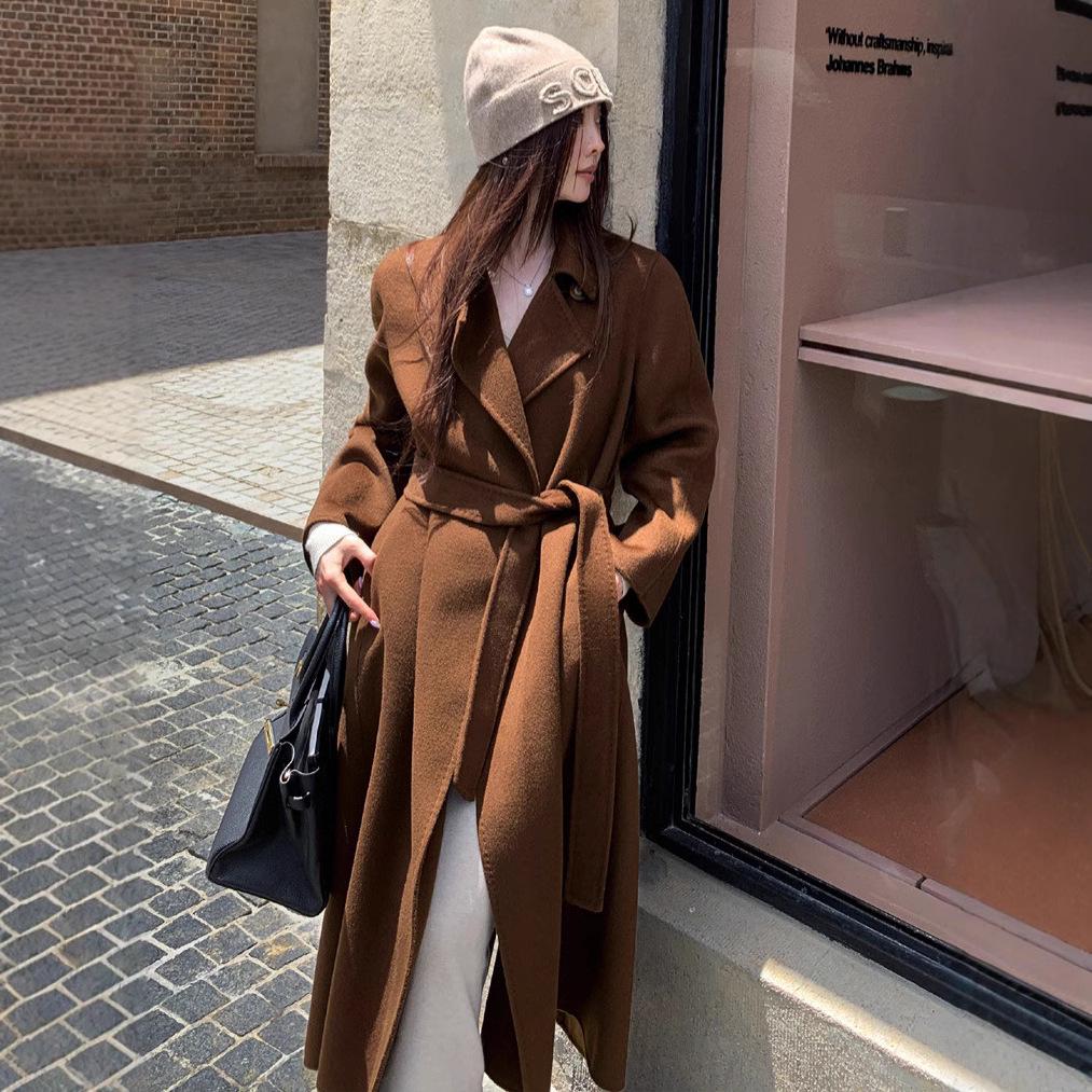 Women s Mid-Length Double-Sided Cashmere Coat with Back Vent - 2024 Autumn/Winter Collection Large
Women s Mid-Length Double-Sided Cashmere Coat with Back Vent - 2024 Autumn/Winter Collection Large
