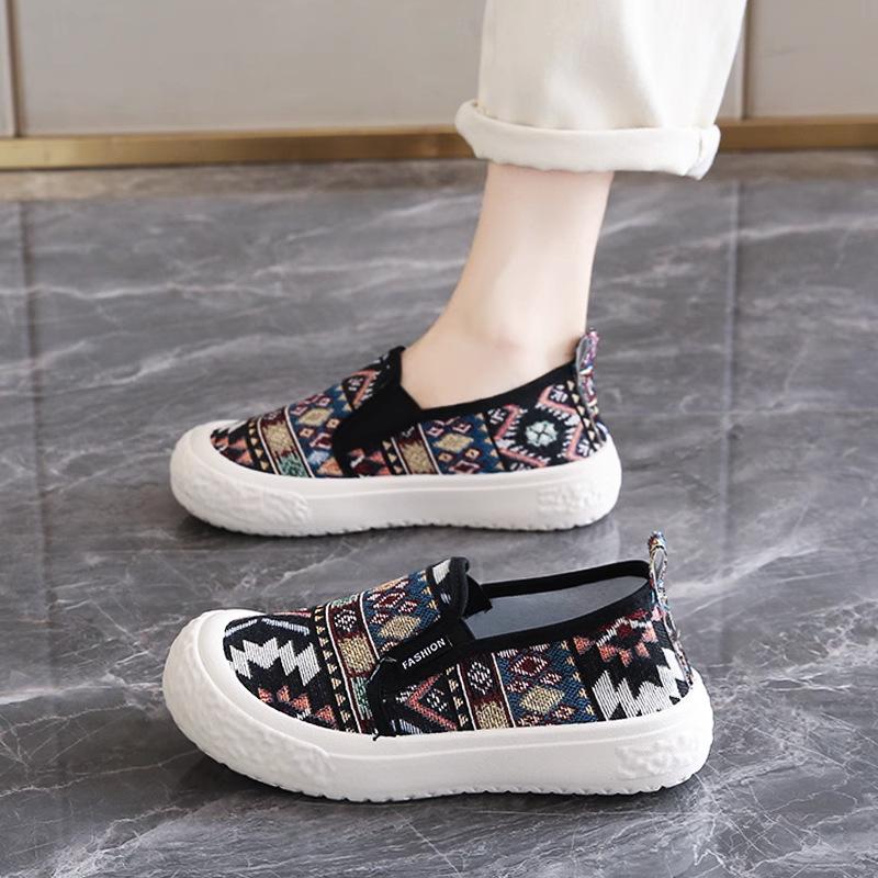 Soft sole not tired feet canvas shoes women s 2 autumn new fisherman shoes lazy one pedal old Beijing 40 чорний
Soft sole not tired feet canvas shoes women s 2 autumn new fisherman shoes lazy one pedal old Beijing 40 чорний
