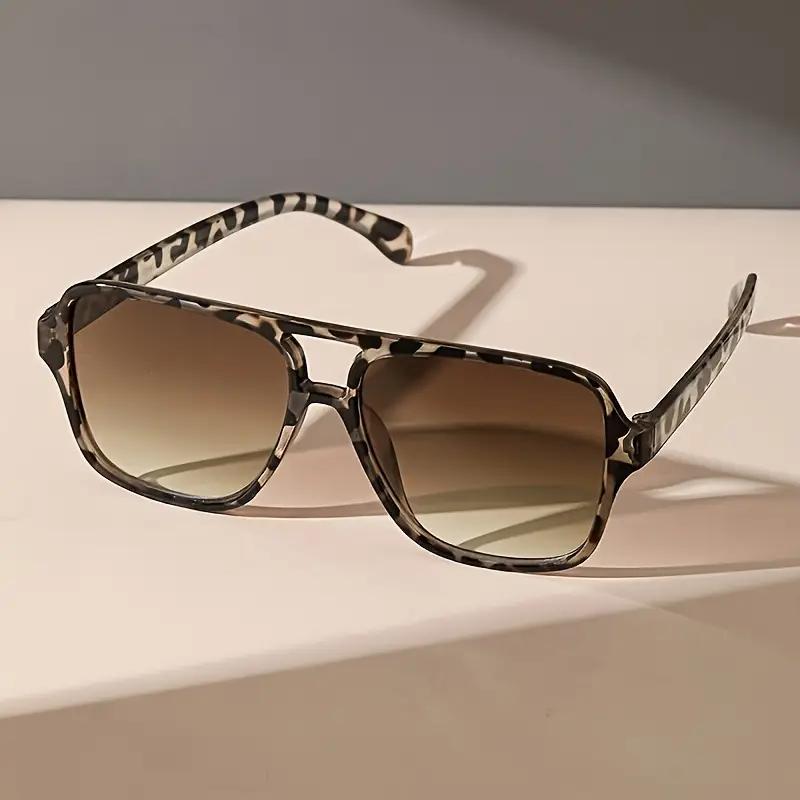 1Pc Square Frame Glasses, Classic and Fashionable Bean Flower Glasses, Fashionable Outfits, Daily Casual, Suitable for Parties
1Pc Square Frame Glasses, Classic and Fashionable Bean Flower Glasses, Fashionable Outfits, Daily Casual, Suitable for Parties