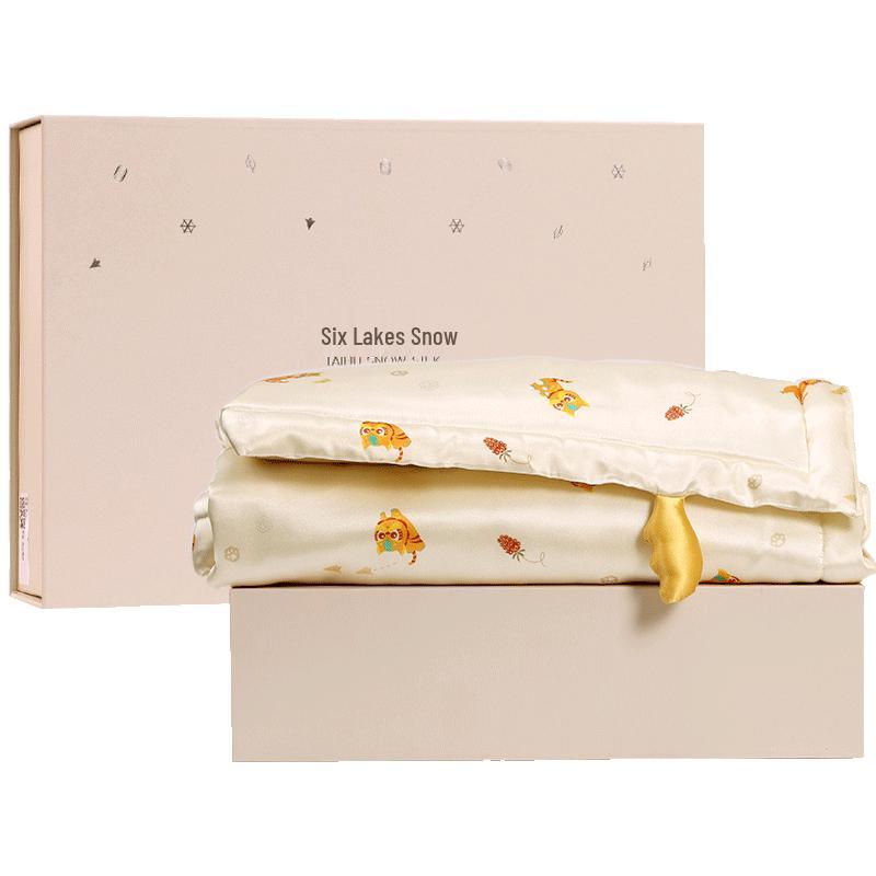 Taihu Snow Premium 100% Mulberry Silk Duvet & Children s Quilt
Taihu Snow Premium 100% Mulberry Silk Duvet & Children s Quilt