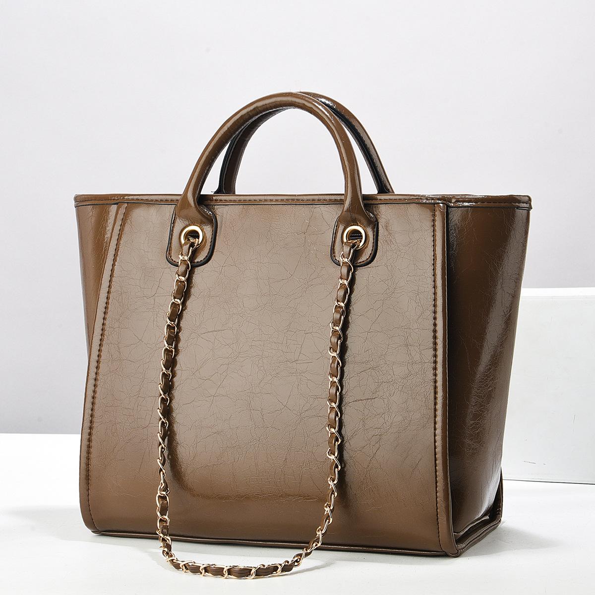 Women s bag bag cowhide texture large capacity handbag pu women s bag messenger bag shoulder bag 32*12*27cm хаки
Women s bag bag cowhide texture large capacity handbag pu women s bag messenger bag shoulder bag 32*12*27cm хаки
