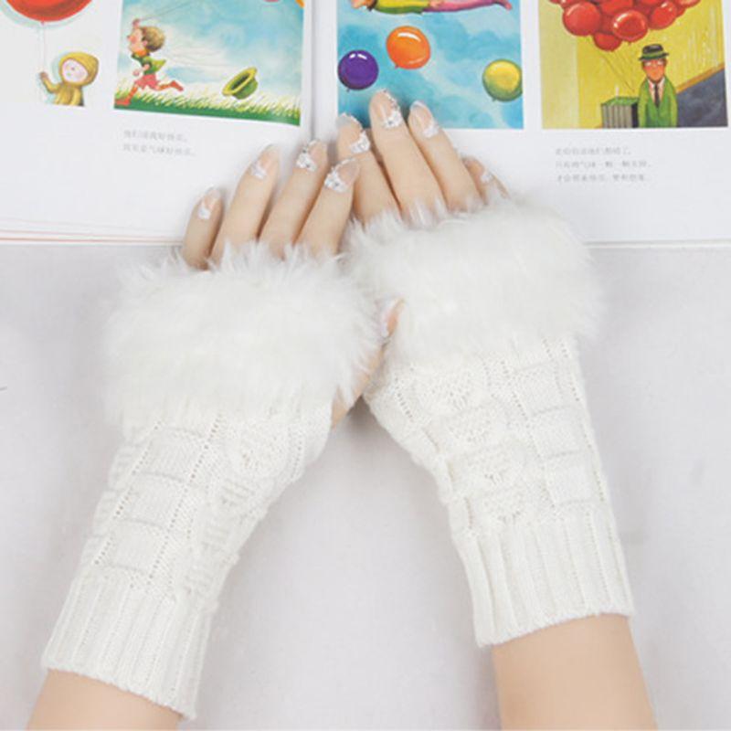 Горячие женские перчатки из искусственного меха кролика для рук и запястий, зимние теплые длинные варежки без пальцев белый
Горячие женские перчатки из искусственного меха кролика для рук и запястий, зимние теплые длинные варежки без пальцев белый