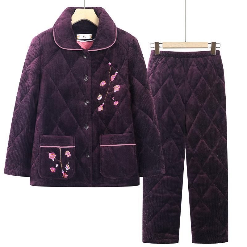 Cozy Winter Pajama Set for Seniors: Thickened Fleece Two-Piece for Women XL (100-120 jin)
Cozy Winter Pajama Set for Seniors: Thickened Fleece Two-Piece for Women XL (100-120 jin)