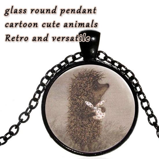 Винтажное ожерелье из стеклянного кабошона в виде ежа с длинной цепочкой
Винтажное ожерелье из стеклянного кабошона в виде ежа с длинной цепочкой