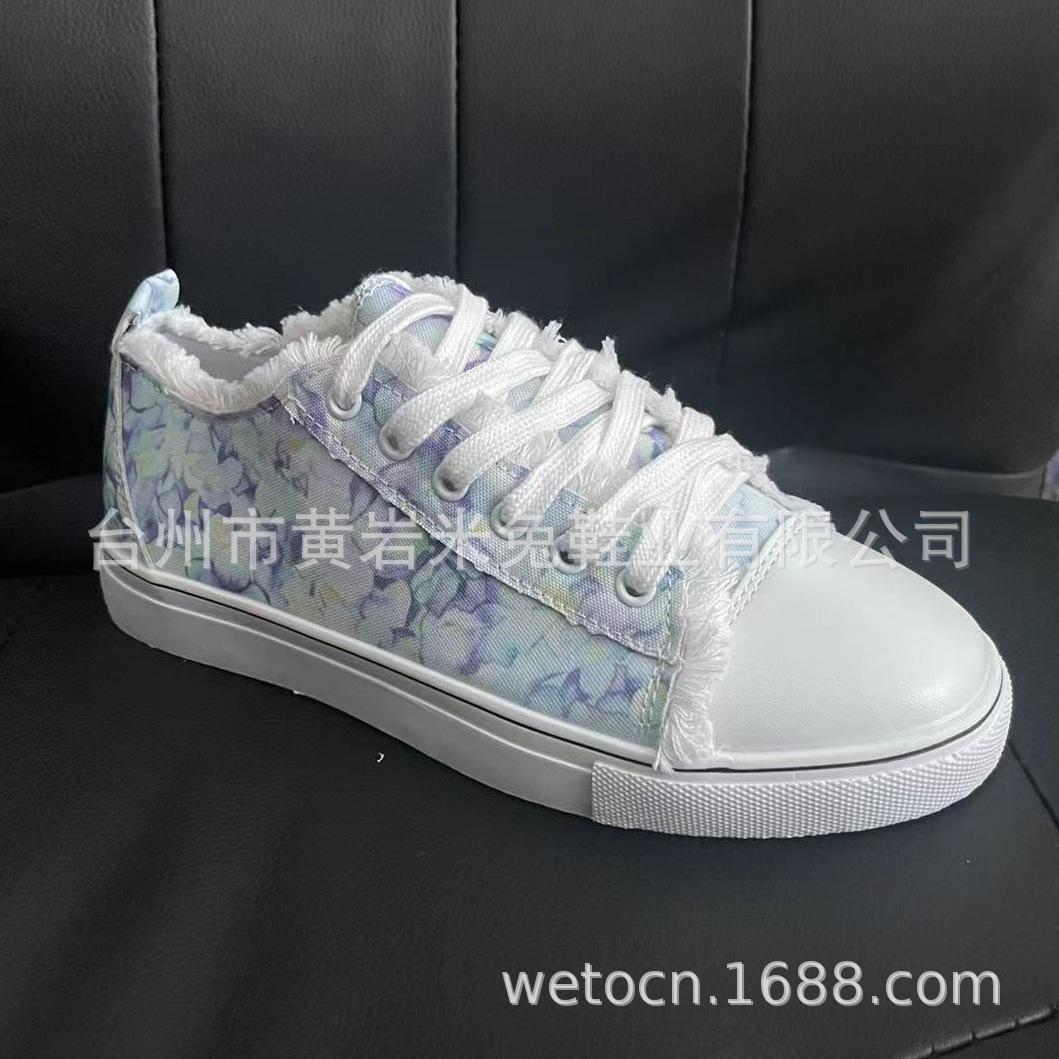 3D gradual change color lotus flower versatile light mouth lace-up sports board shoes women s large size casual flat canvas single shoes 43
3D gradual change color lotus flower versatile light mouth lace-up sports board shoes women s large size casual flat canvas single shoes 43