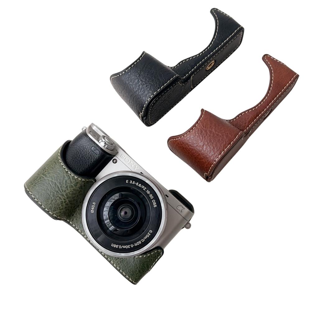 A6000 A6100 A6300 PU полубазовая сумка Защитный чехол для камеры Sony ILCE-6000 ILCE-6100 ILCE-6300 чёрный
A6000 A6100 A6300 PU полубазовая сумка Защитный чехол для камеры Sony ILCE-6000 ILCE-6100 ILCE-6300 чёрный