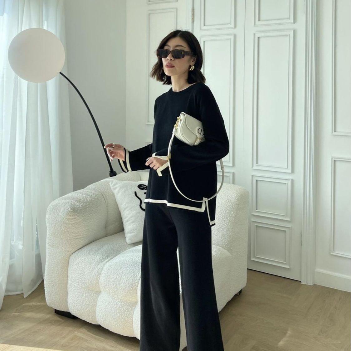Color Block Knit Two-Piece Set: Split Long-Sleeve Top & High-Waist Wide-Leg Pants Extra Small абрикосовий
Color Block Knit Two-Piece Set: Split Long-Sleeve Top & High-Waist Wide-Leg Pants Extra Small абрикосовий
