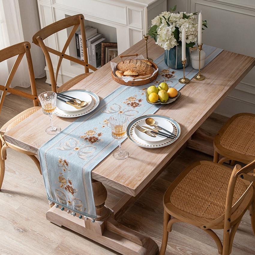 Retro Flower Pattern Table Runner European Style Polyester Dining Coffee Table Mat Home Hotel Wedding Restaurant Decoration 32x140cm
Retro Flower Pattern Table Runner European Style Polyester Dining Coffee Table Mat Home Hotel Wedding Restaurant Decoration 32x140cm
