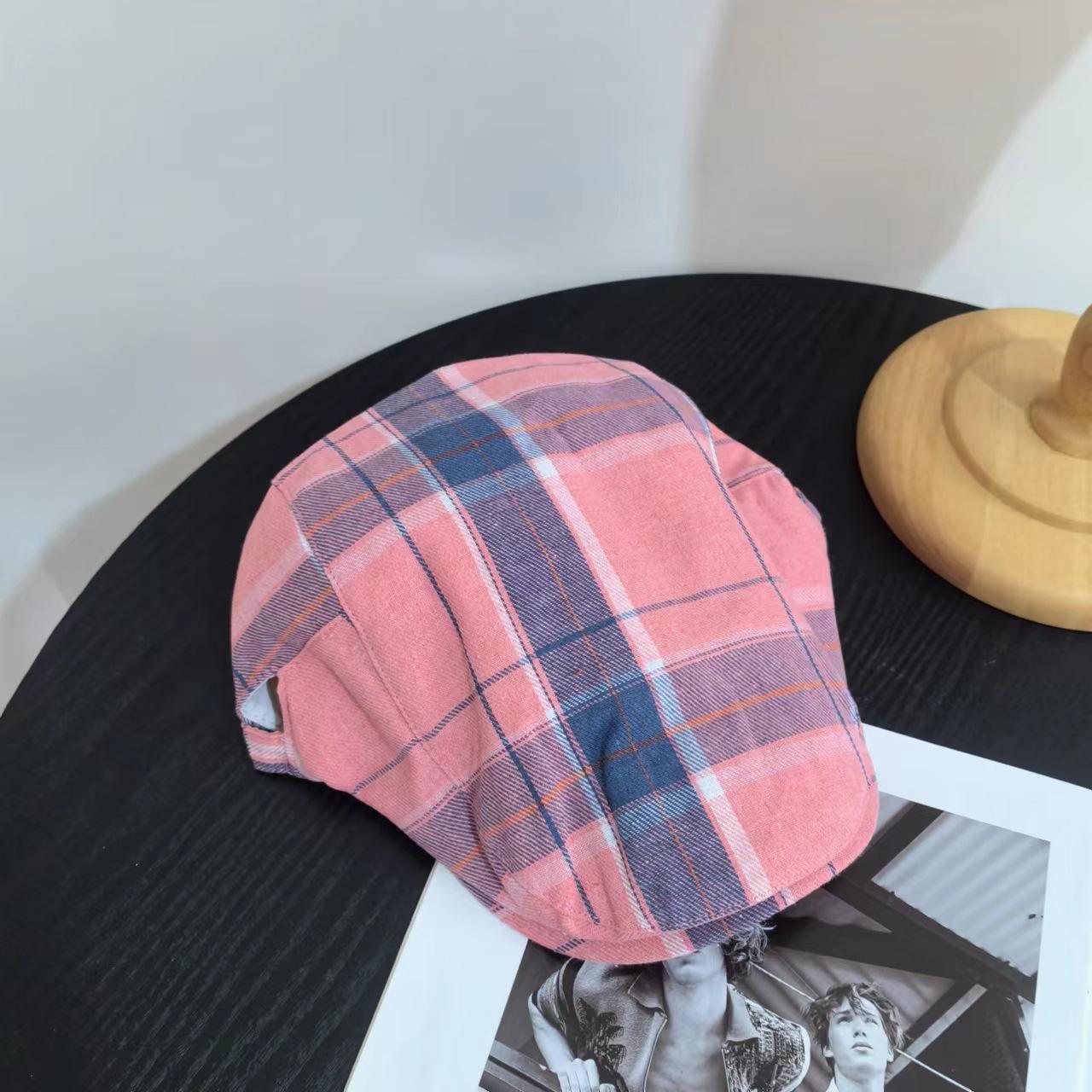 Тонкая надувная шляпа с утиным язычком вперед, клетчатый берет, женская милая крутая ретро-арт-необработанная шляпа художника M(56-58cm) розовый
Тонкая надувная шляпа с утиным язычком вперед, клетчатый берет, женская милая крутая ретро-арт-необработанная шляпа художника M(56-58cm) розовый