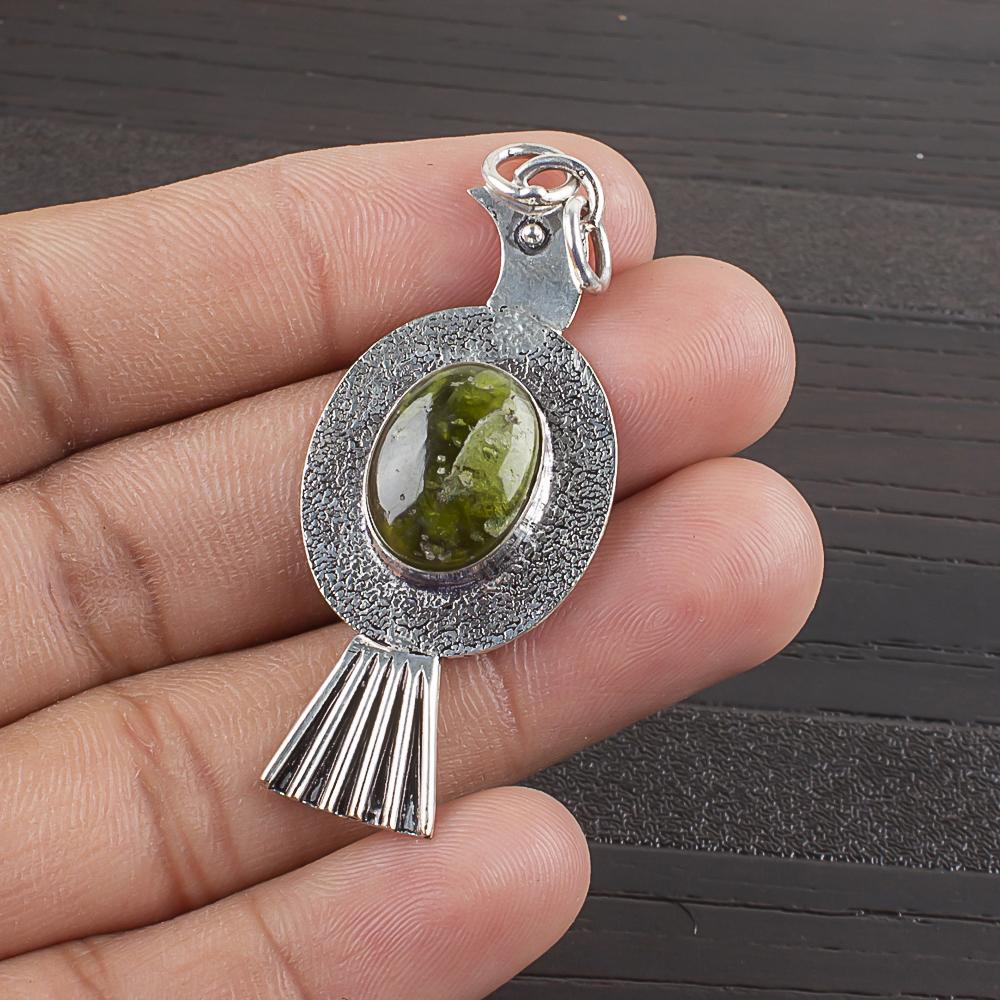 Natural Vesonite Gemstone 925 Sterling Silver Jewelry Designer Pendant 1.97 AJP-2107
Natural Vesonite Gemstone 925 Sterling Silver Jewelry Designer Pendant 1.97 AJP-2107