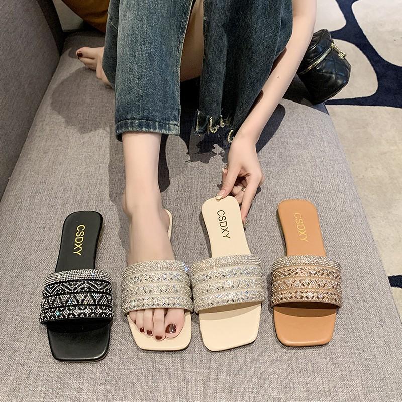Slippers Foreign trade large size flat bottom slippers women s new fashion square head rhinestone word casual beach cool slippers 35 чёрный
Slippers Foreign trade large size flat bottom slippers women s new fashion square head rhinestone word casual beach cool slippers 35 чёрный