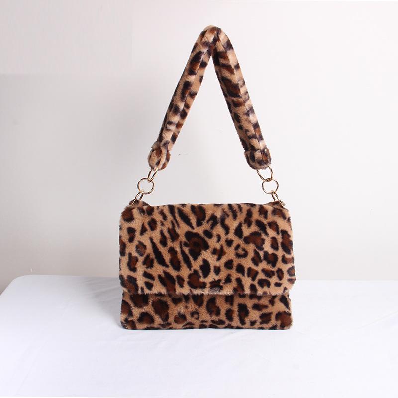 Women s Plush Shoulder Bags, Korean Fashion Leopard Print Handbag, Large Capacity Envelope Bag, Suitable for Commuting света кофе
Women s Plush Shoulder Bags, Korean Fashion Leopard Print Handbag, Large Capacity Envelope Bag, Suitable for Commuting света кофе